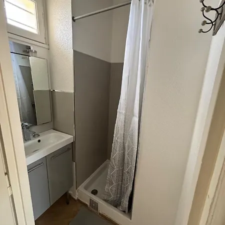 150m De La Conque Et Commerces 4p *